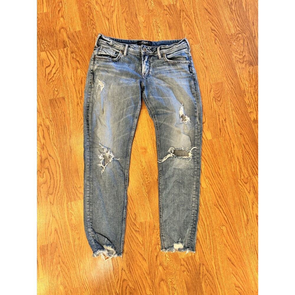 Silver Jeans Women’s 6/8 W28 Distressed Straight Leg “Sam”